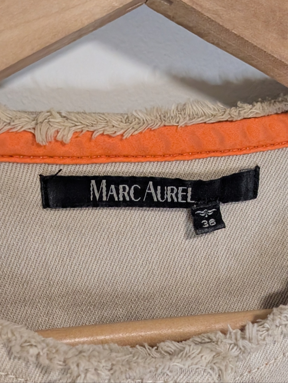 Tan Marc Aurel Beige Frayed Hem Lightweight Jacket (Small 36) - Picture 2 of 14